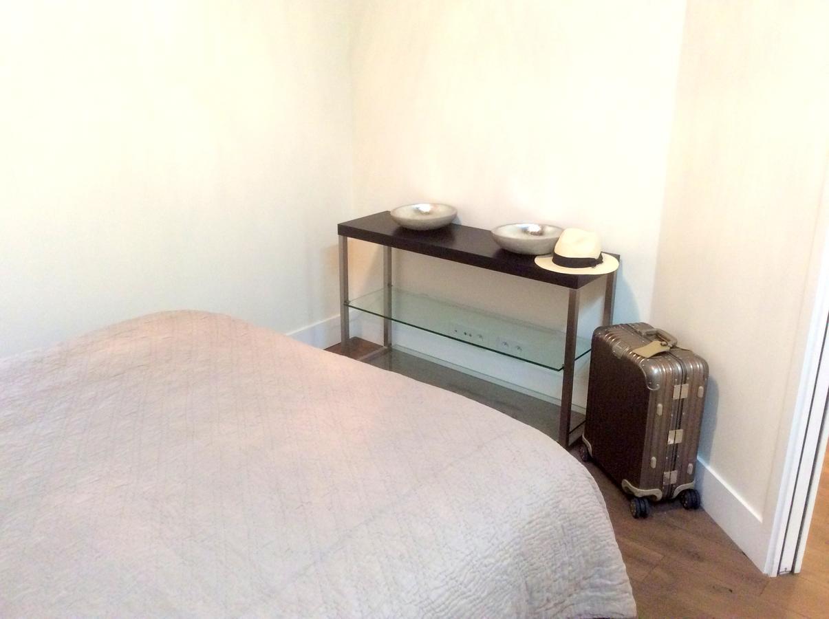 Two Bedroom Luxury Apartment - Balcony With View Of Notre Dame Paris Luaran gambar