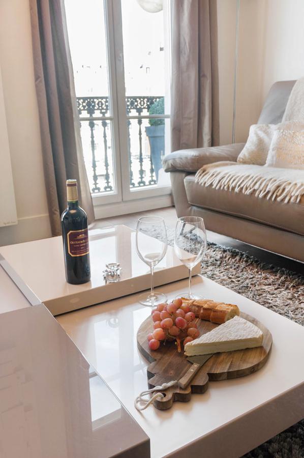 Two Bedroom Luxury Apartment - Balcony With View Of Notre Dame Paris Luaran gambar